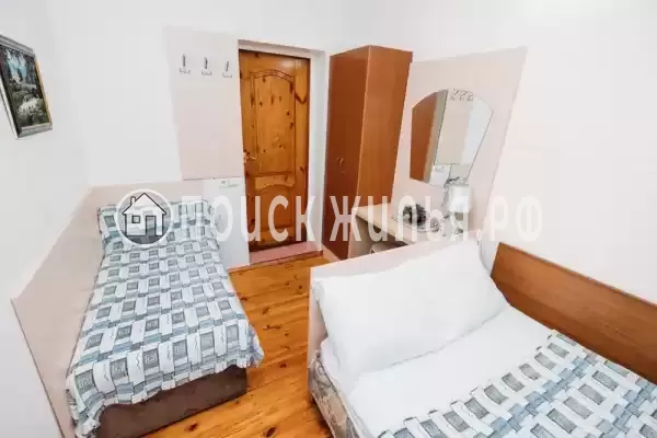 Пансионат «Поющие в терновнике»