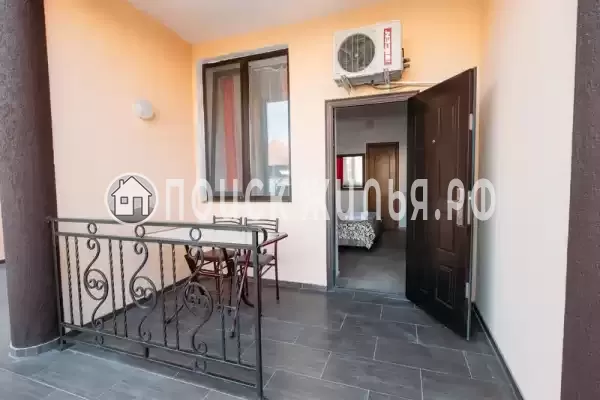 Пансионат «Поющие в терновнике»