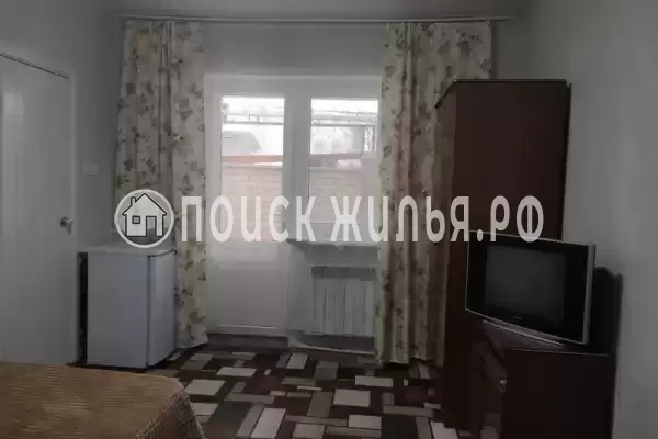 «Под шелковицей» «Под шелковицей»