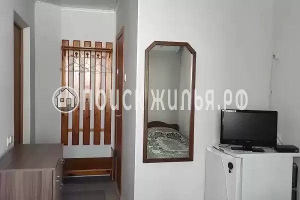 «Под шелковицей» «Под шелковицей»