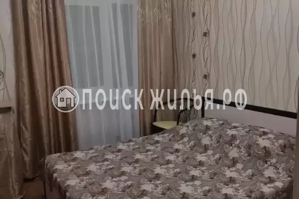 «Под шелковицей» «Под шелковицей»