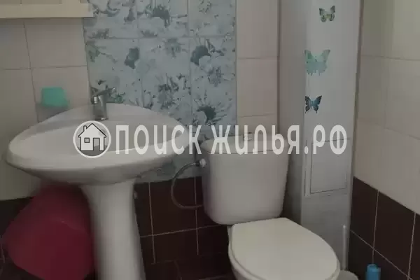 «Под шелковицей» «Под шелковицей»