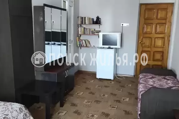 «Под шелковицей» «Под шелковицей»