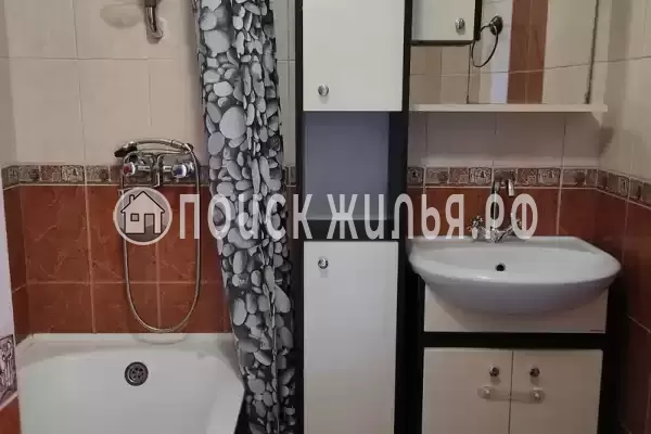 «Под шелковицей» «Под шелковицей»