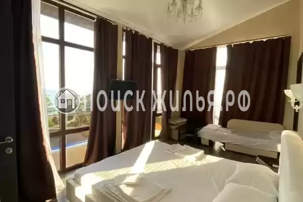 Отель «White Hotel»