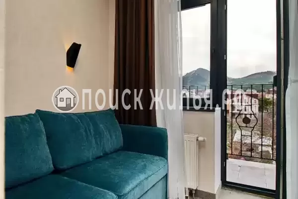 Отель, Революционная, д.94