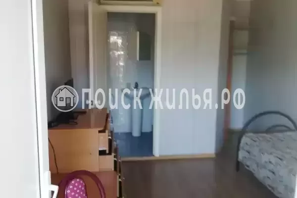 «Под пальмами»