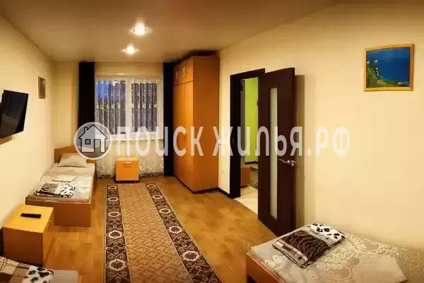 Апартаменты, Калинина, д.111