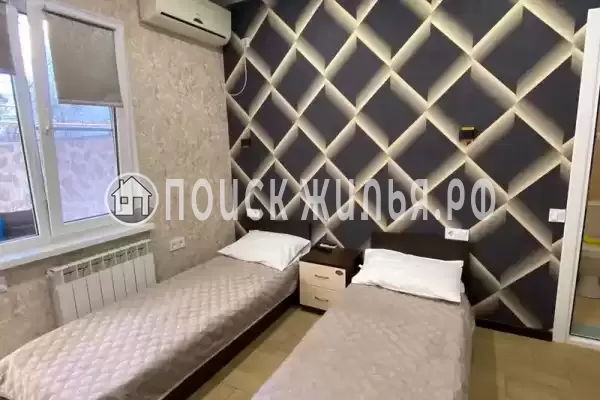 «Дивный дворик»