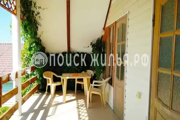 «Тихий дворик в бетте» «Тихий дворик в бетте»