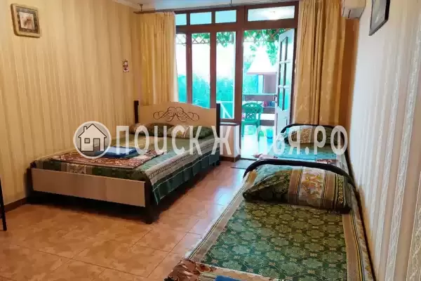 «Тихий дворик в бетте» «Тихий дворик в бетте»