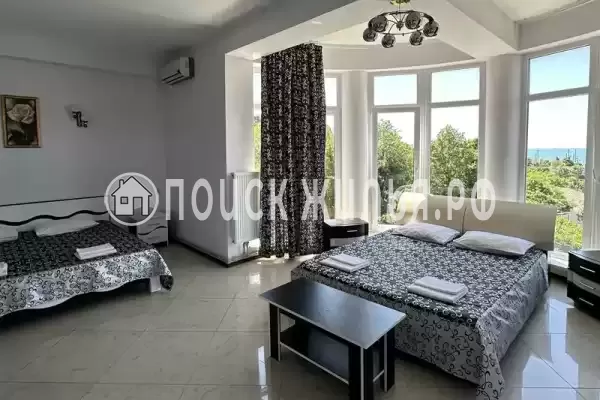 «Пани София»