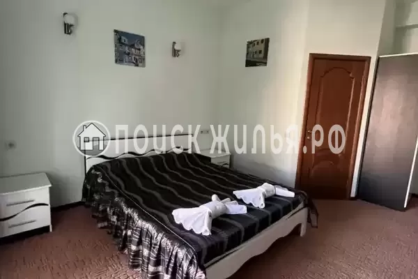 «Пани София»