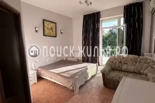 «Пани София»