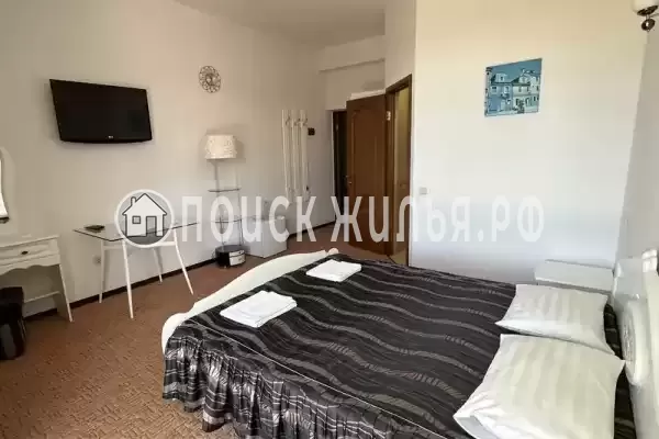 «Пани София»