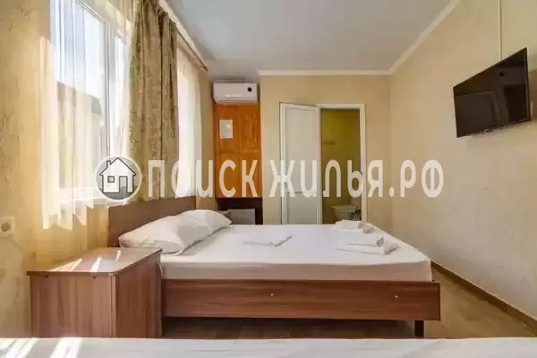 Гостиница «Hotel Royal»