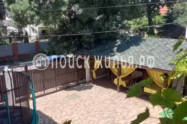 Черноморская, д.4