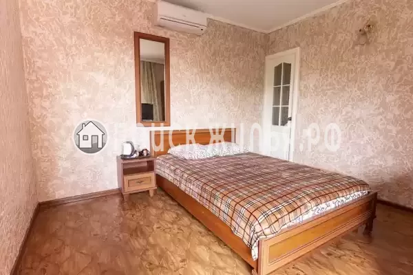 «У Юджина»