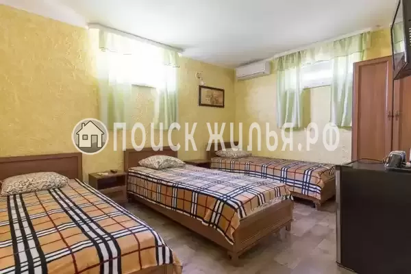 «У Юджина»