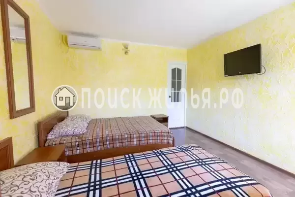 «У Юджина»