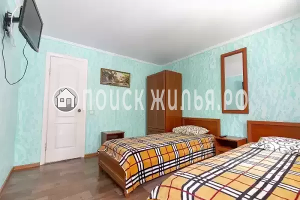 «У Юджина»