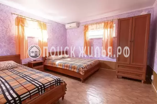 «У Юджина»