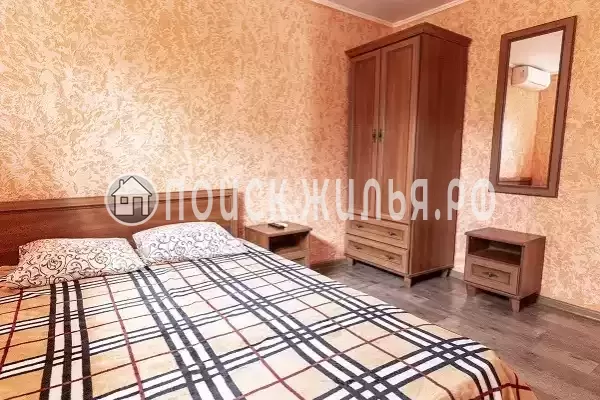 «У Юджина»