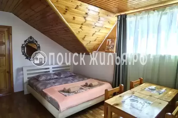 «Царский двор»