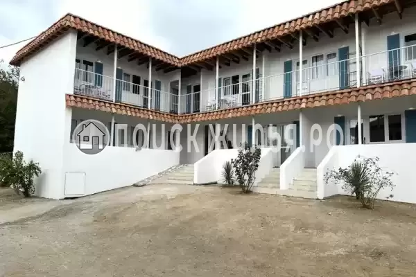 «Petra Garden Beach»