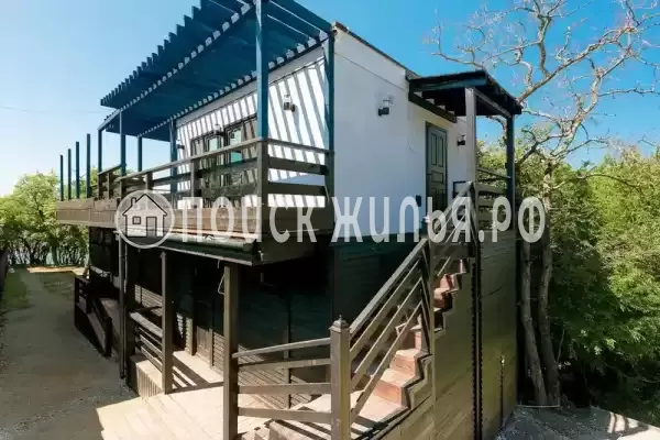 «Petra Garden Beach»