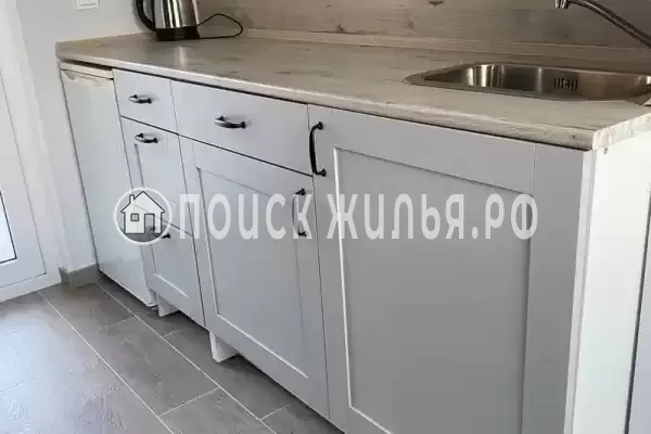 «Под соснами»