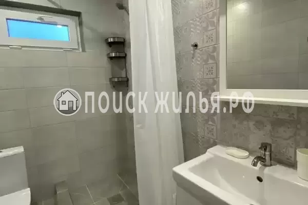 «Под соснами»