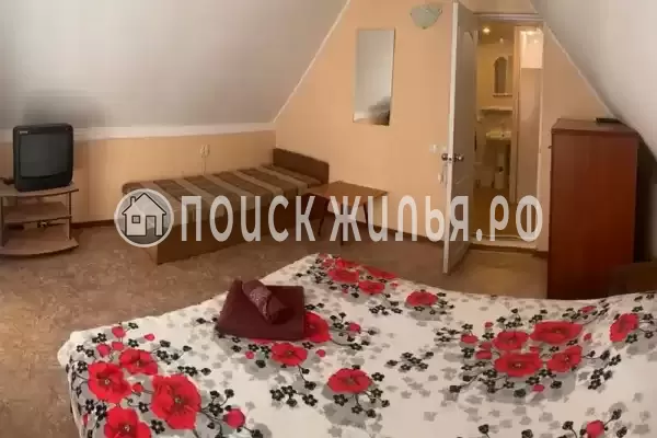 «Кипарисовый дворик»