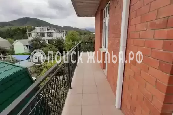 Гостевой дом «У тюльпанового дерева» Гостевой дом «У тюльпанового дерева»