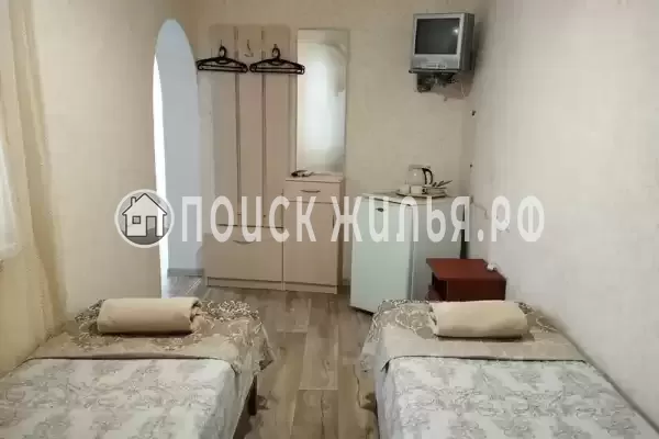 Гостиница «Зеленый дом у маяка»