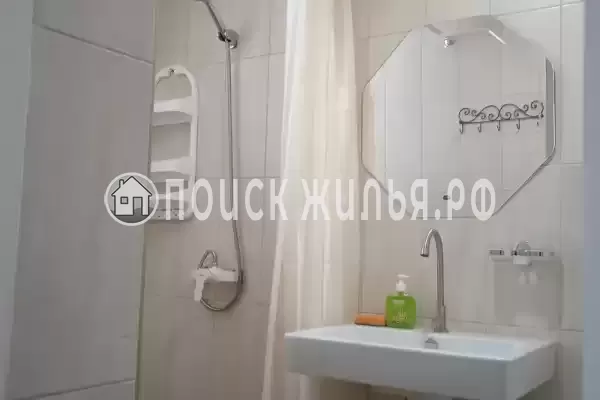 Гостиница «Зеленый дом у маяка»