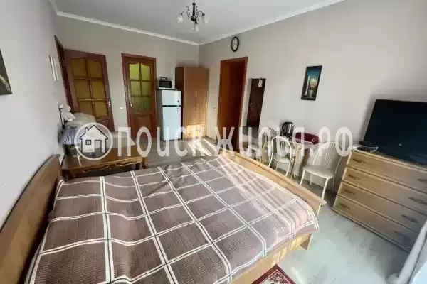 Гостевой дом «Дом в Литфонде» Гостевой дом «Дом в Литфонде»