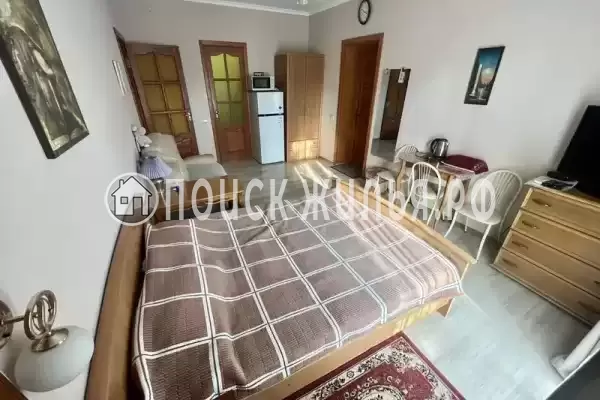 Гостевой дом «Дом в Литфонде» Гостевой дом «Дом в Литфонде»