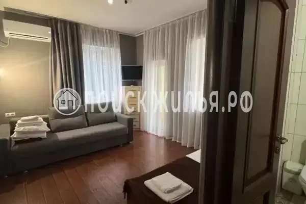 «В Лазаревском» «В Лазаревском»