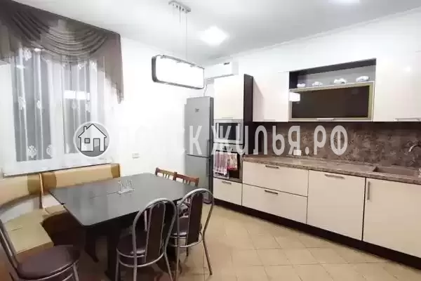 Частный сектор «Домик у моря на 12 человек»