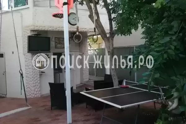 Частный сектор «Дом с садом»