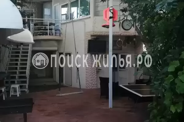 Частный сектор «Дом с садом»