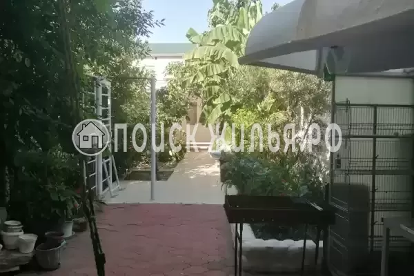 Частный сектор «Дом с садом»