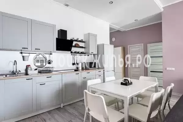 Квартира «В центре (74 м²)» Квартира «В центре (74 м²)»