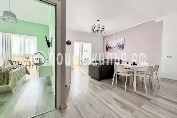 Квартира «В центре (74 м²)» Квартира «В центре (74 м²)»