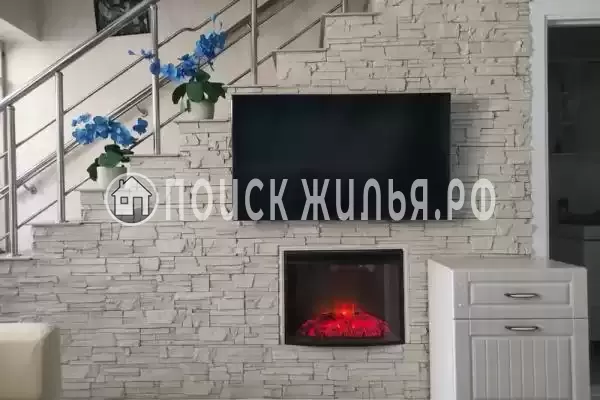 Частный сектор «3-х этажный таунхаус в эко-курорте Тюльпановка»