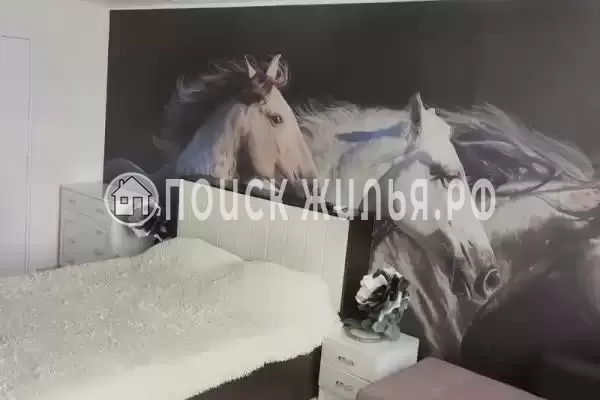 Частный сектор «3-х этажный таунхаус в эко-курорте Тюльпановка»