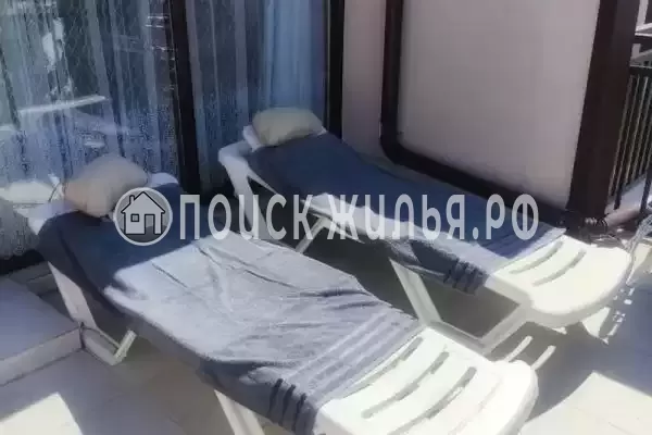 Частный сектор «3-х этажный таунхаус в эко-курорте Тюльпановка»