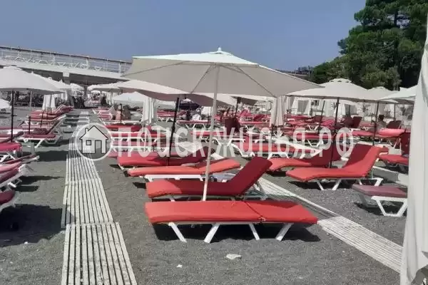 Апартаменты «У моря с бассейном»