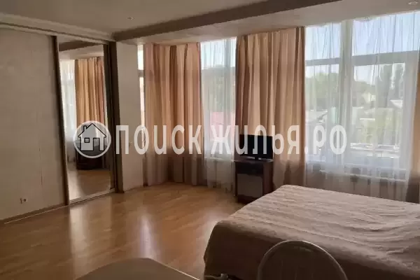 «На некрасова»